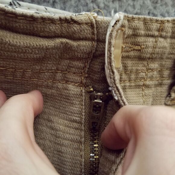 Vans Men's 30 Skull King Tan Cargo Shorts Pockets 100% Cotton 33" 11.5" 12.25" - Picture 8 of 14